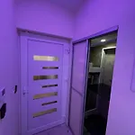 شقة Yela زادار