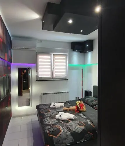 Yela Апартаменты *