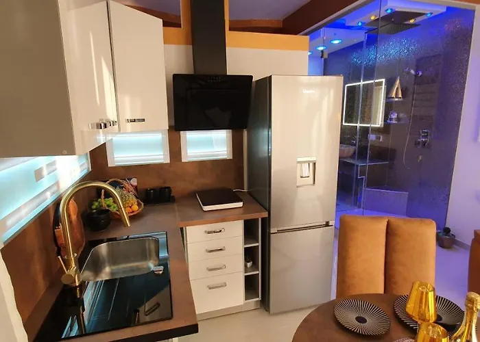 Yela Апартаменты